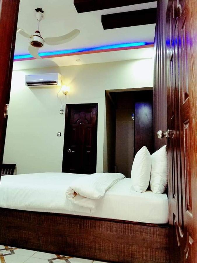 Diplomat Inn Karachi Esterno foto