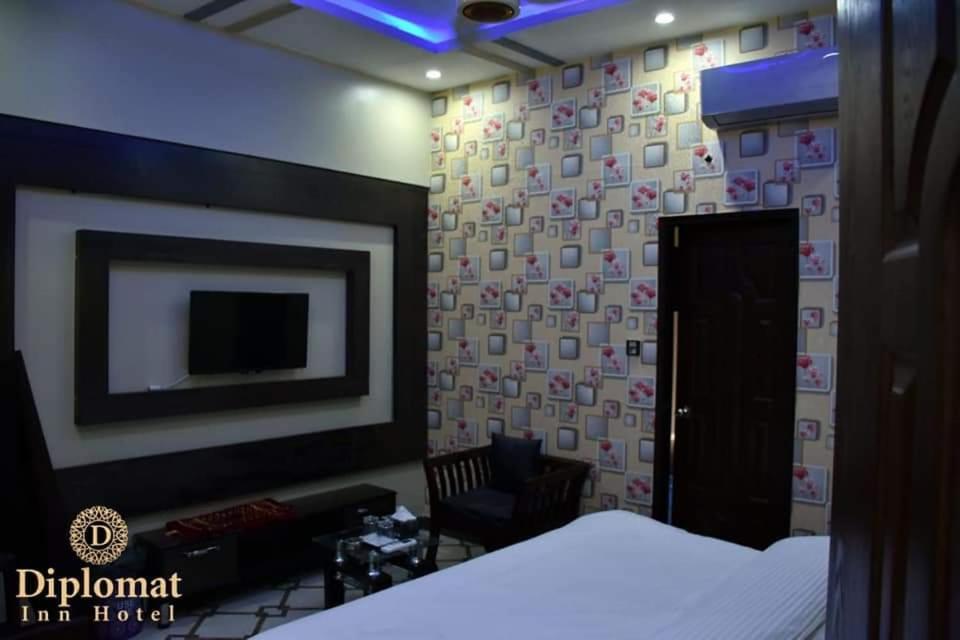Diplomat Inn Karachi Esterno foto
